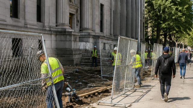 Oregon Federal Building Fence Removal: Implications and Reactions | ahliq, danaqiuqiu, best game to 