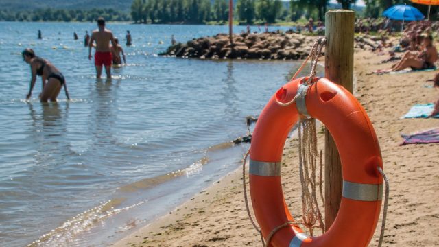 Tragic Drownings in France Highlight Heatwave Dangers | shadow shadow, cash machine rtp, nomor macau