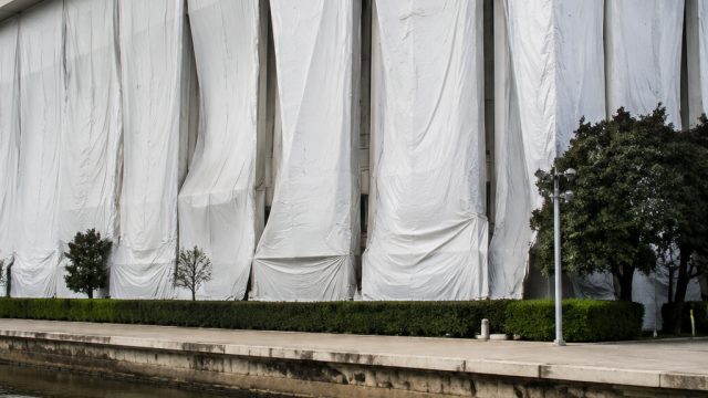 Unveiling the Mystery: What Lies Behind the Kennedy Center Tarps? | slot online paling gacor 2021, d